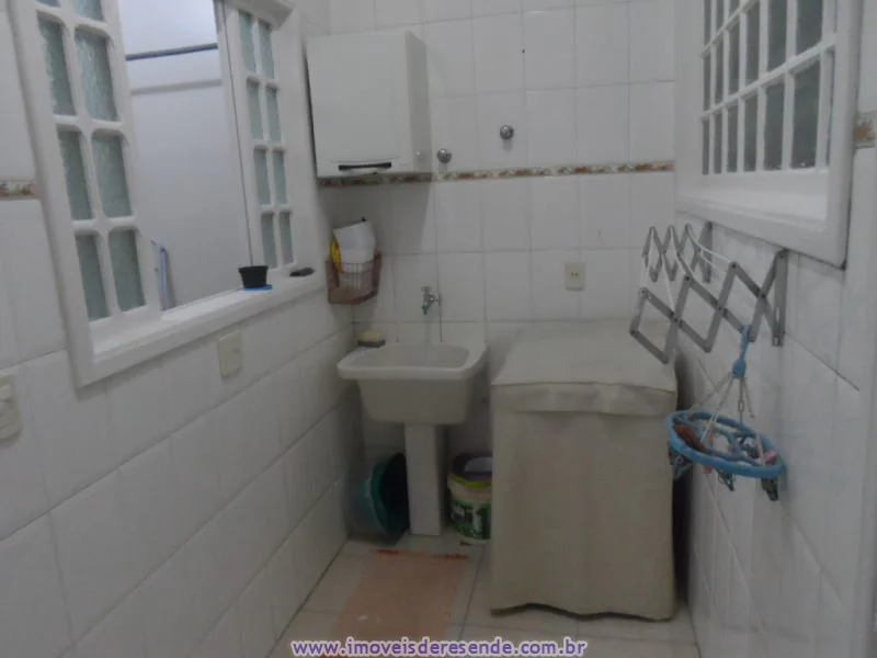 Foto 11 de 17 - Casa para venda em Morada do Castelo